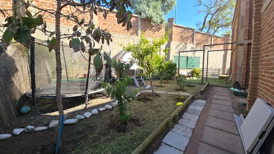 Preciosa Y Comoda Casa En Condominio