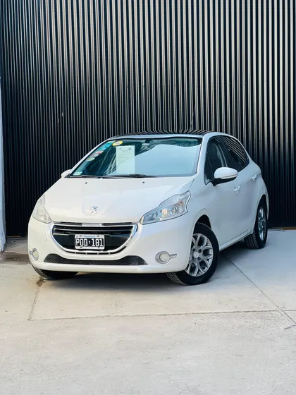Peugeot 208 1.6 Allure Touchscreen