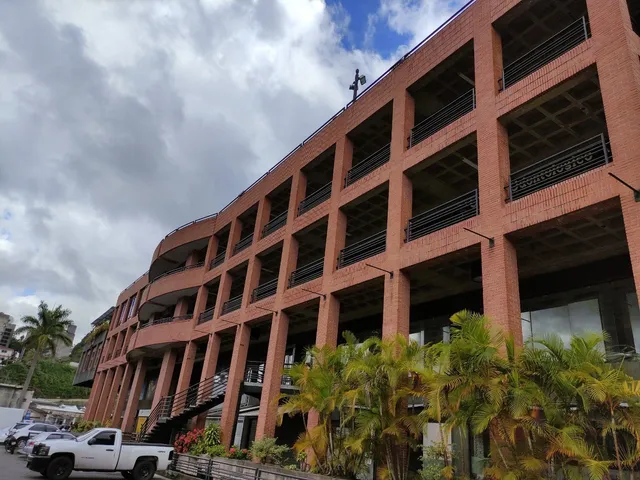 Alquila Local San Antonio D L Altos Cc Galeria L Americas Rz