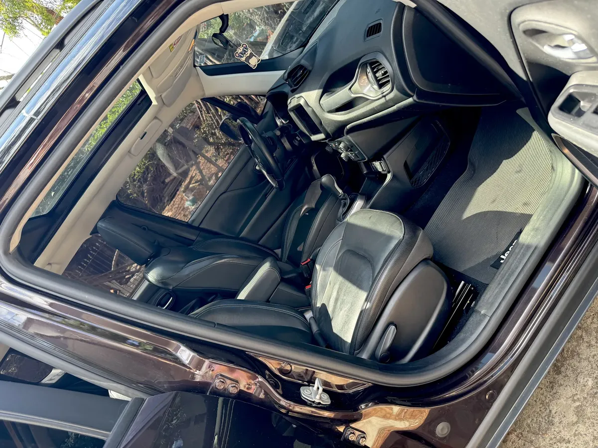 Jeep Renegade 2021 1.8 Limited Flex Aut. 5p — foto 4