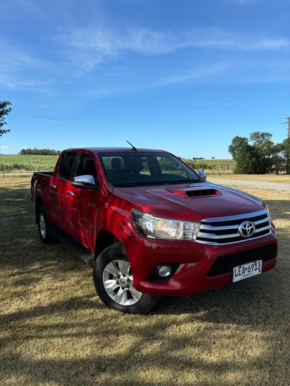 Toyota Hilux 3.0 Cd Srv Tdi 171cv 4x2 - B3