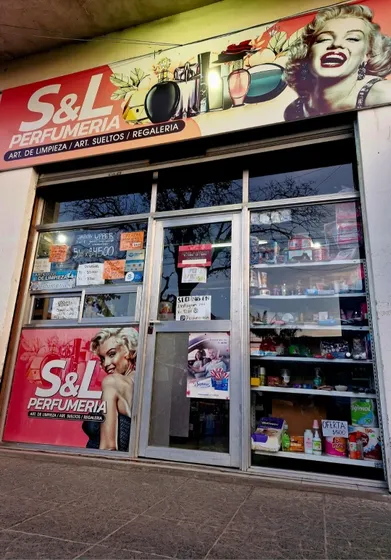 Fondo De Comercio Perfumeria/art.limpieza Sueltos