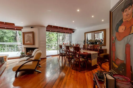 Casa En Venta En Bosque De Pinos-usaquén. Cod V5282