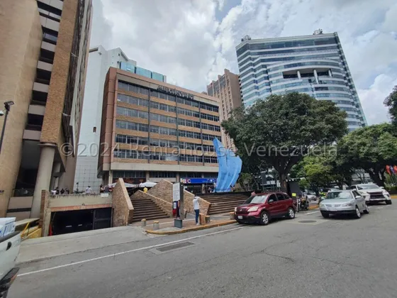 Magnifica Oficina De 3 Areas Independientes En Venta Mls 25-3254 La Castellana