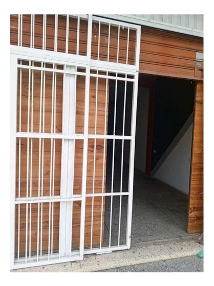 Local En Alquiler Alto Tráfico En El Centro De Guacara 