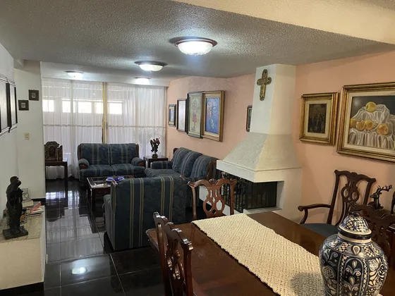 Casa En  Venta 5 Recamaras 4 Baños