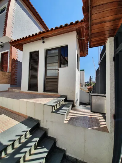 Casa 200 M² | 3 Dorm | 1 Suíte | 4 Banh | 2 Vagas | Oportunidade  | Creci 229547