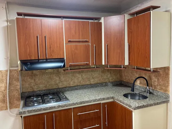 Casa De 6 Habitaciones Y Tres Baños En Alfonso López Pereira