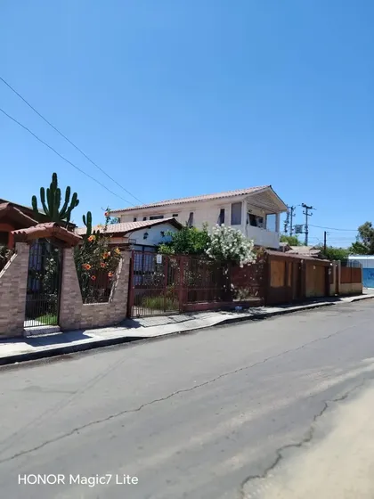Amplia Y Hermosa Casa 4d 2b 2e