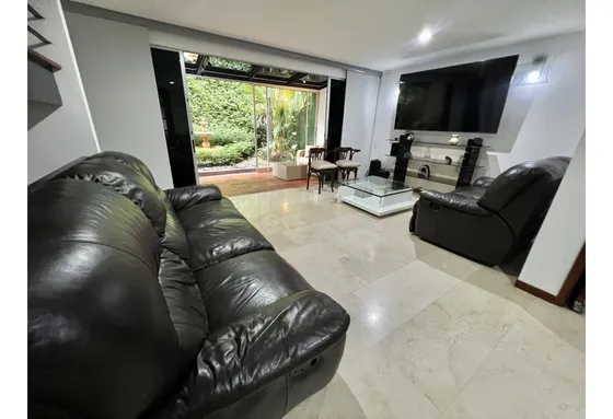 Casa Para La Venta Poblado Alto