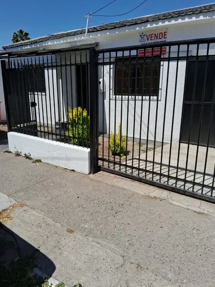 Casa El Monte 4d/2b/1e, Recoleta
