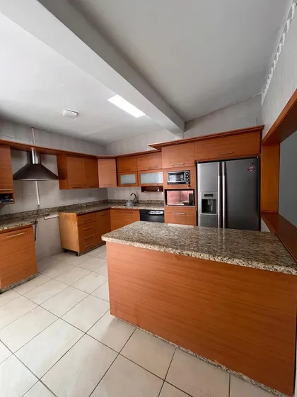 Oportunidad Casa Quinta En La Trigaleña, Valencia