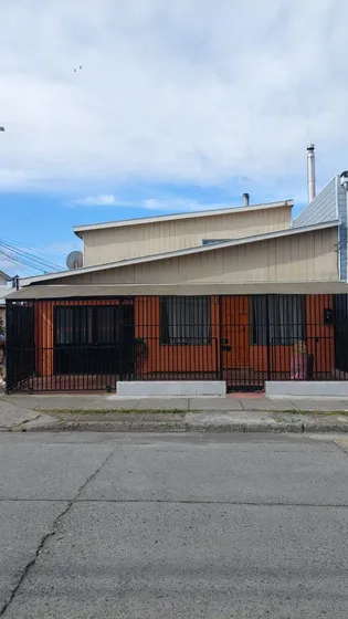 Venta Casa Con Local Comercial