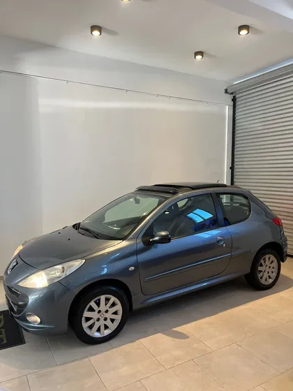 Peugeot 207 1.6 Xt