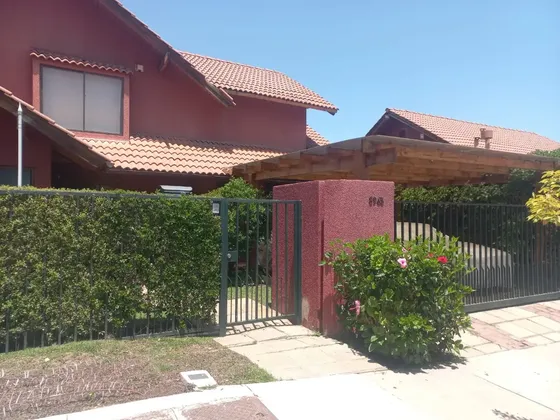 Casa En Venta En Casa Grande, Peñalolén