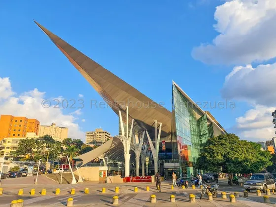 Alquiler Local Comercial Cc Millennium - Dos Camino, Mls 24-7020