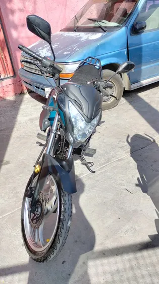 Motocicleta Italika Ft 200cc Color Verde Con Negro