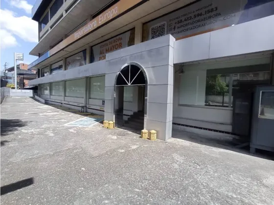 Se Vende Local 2.500m2 En Boleitar Norte