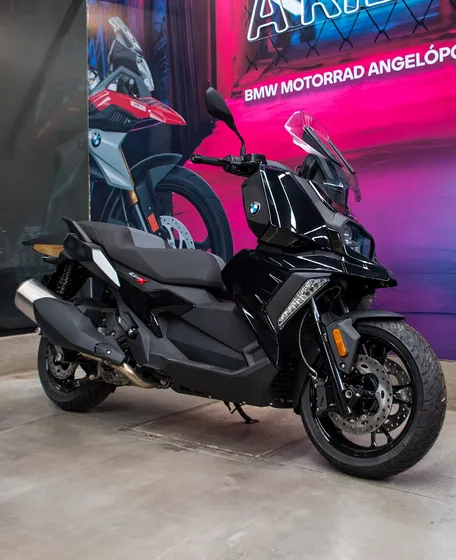 C 400 X