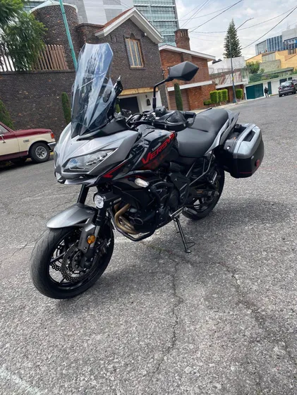 Kawasaki Versys 2021 650cc