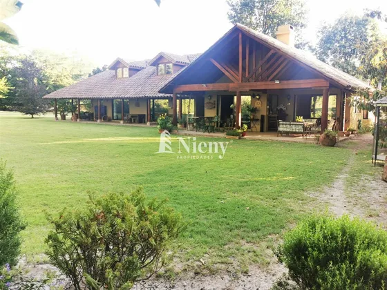 Casa En Venta De 5 Dorm. En Requínoa