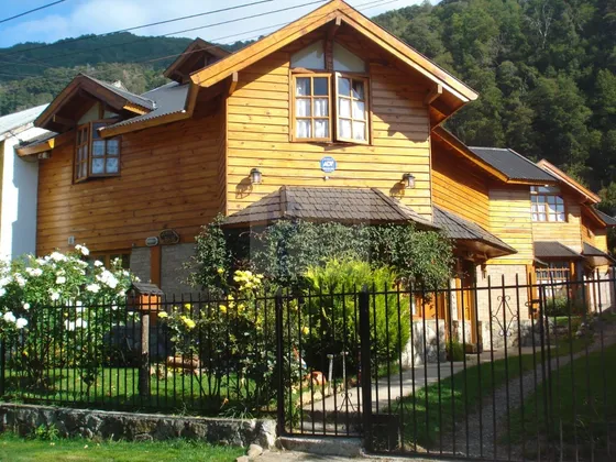 Vendo Complejo De Cabañas En El Centro De San Martin De Los Andes