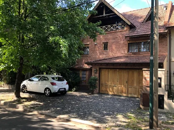 Casa Venta 5 Ambientes Acassuso
