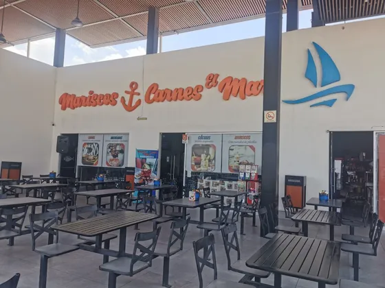 Traspaso Restaurante En Una Plaza