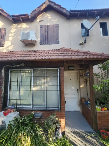 Venta Duplex Calle 5 Entre 150 Y 151 Berazategui 