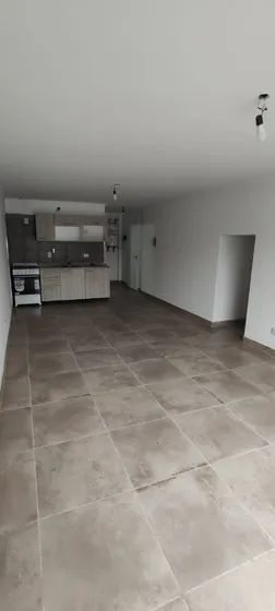 Monoambiente Amplio Con Balcón