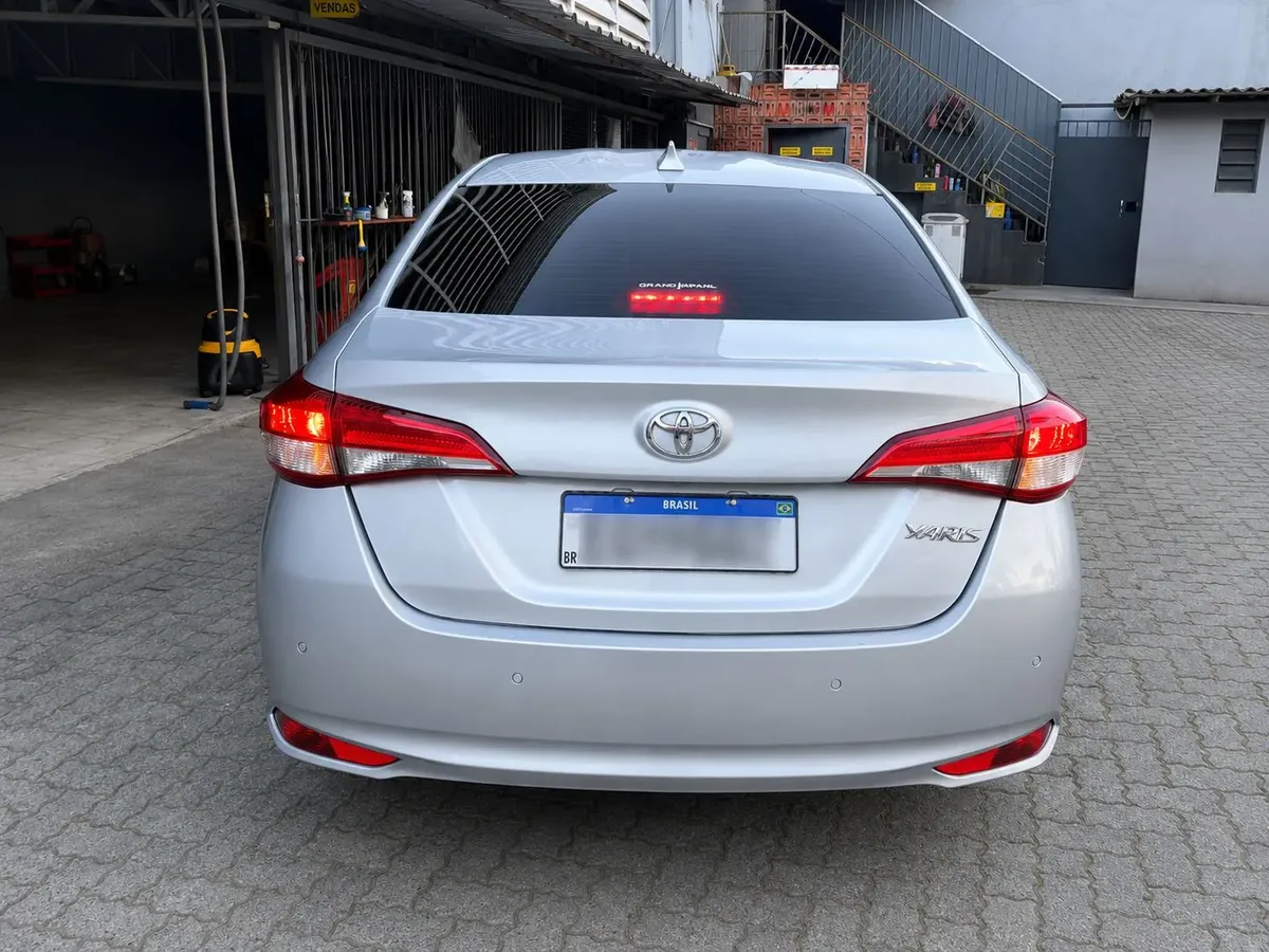 Toyota Yaris Sedan 2023 1.5 Xls 16v Cvt 4p — foto 5