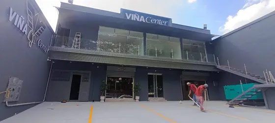 Se Alquila Local A Pie De Calle En Cc La  Viña Center Atl-