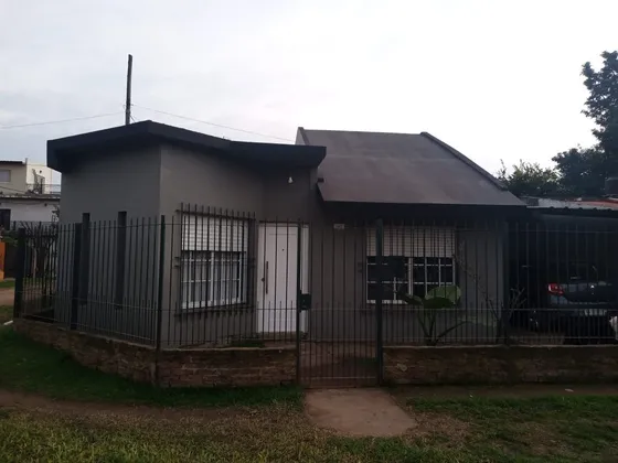 Venta - Casa - Tres Ambientes - Merlo