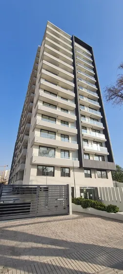 Hermoso Dpto En Tranquilo Barrio Residencial En Macul 