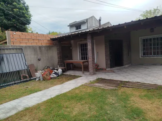 Venta Ph 4 Amb. C/ Coch. Y Jardin - Apto Credito - Permuta Por Zona Castelar Ituzaingo