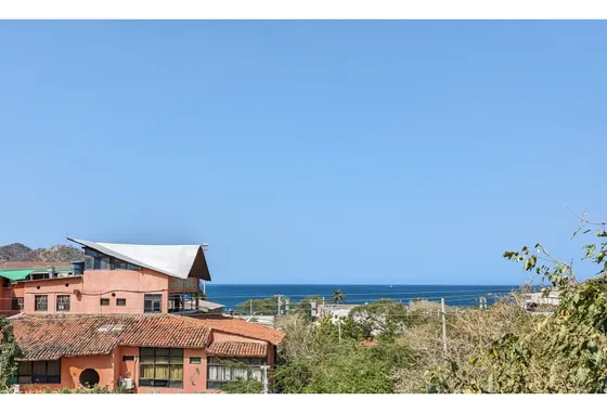 Venta Hostal A Una Cuadra De La Playa Taganga Santa Marta  H.i