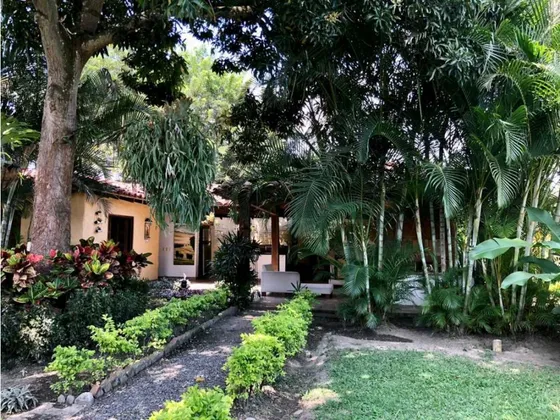 Casa Campestre  Para Venta En Rozo Corregimento De Palmira Amoblada