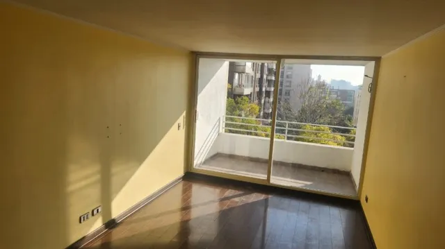Amplio Depto En Arriendo Con Excelente Ubicación