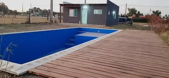 Casa En Venta - 2 Dormitorios 1 Baño - 430 Mts - San Miguel Del Monte, Buenos Aires