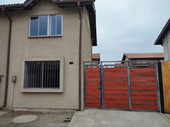 Casa En Arriendo En Condominio Valle Grande Lampa