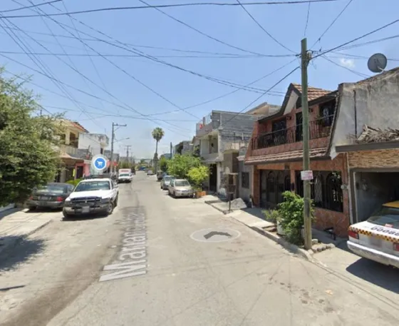 Casa En Remate Bancario  Mariano Abasolo , Nueva Esperanza, 66064 Cdad. Gral. Escobedo, N.l. -jcbb2