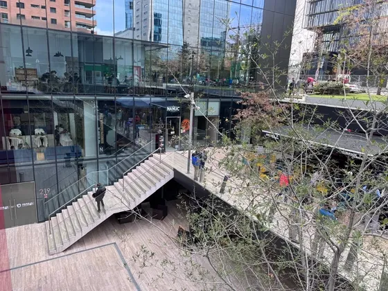 En Mejor Centro De Negocios De Las Condes Cercano Al Metro