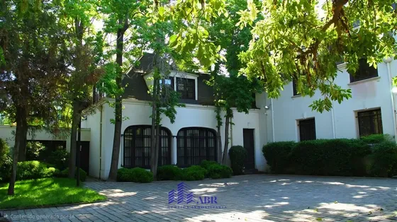 Casona Comercial En Pleno Providencia