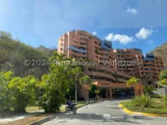 #26-15911 Comodo Apartamento En Lomas De La Alameda