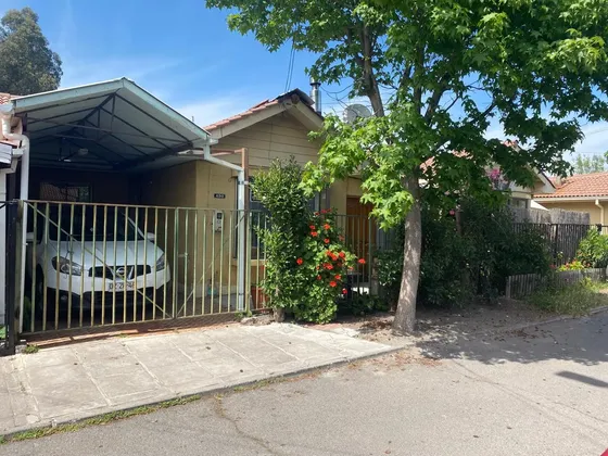 Arriendo Casa Familiar En Villa La Vendimia Santa Cruz