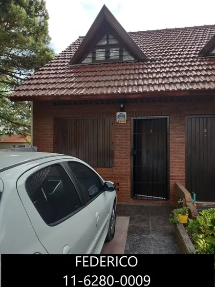 Excelente Duplex 3 Amb Con Patio Y Cochera. Proximo A La Playa Y Centro Comercial.