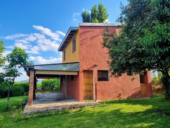 Casa En Venta - 2 Dormitorios 2 Baños - Cordoba