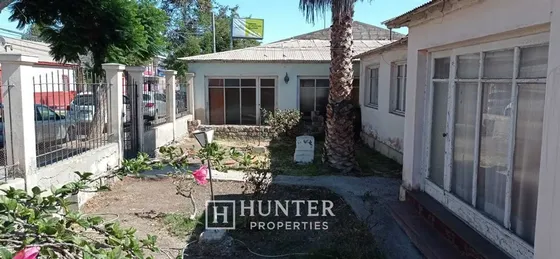 Venta Gran Terreno 840 M2 Con Casa De 3d Y 2b. En Vallenar