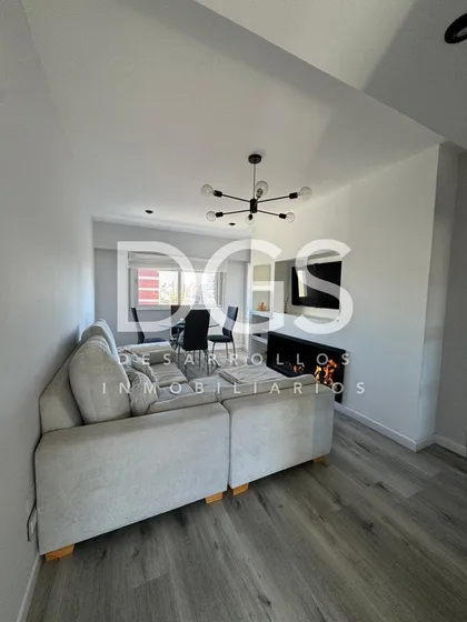 Departamento Semipiso Con Cochera En Venta En Lanús Este