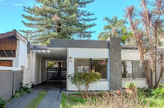 Casa En Venta Barrio Parque Surh Horeis Con Pileta